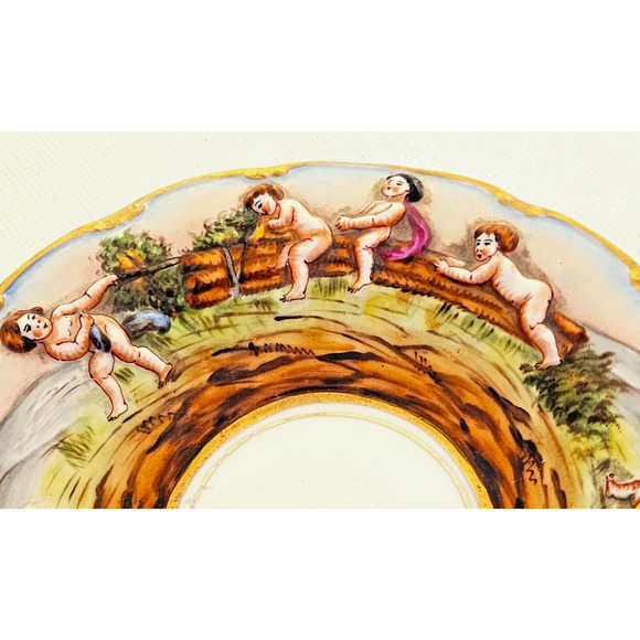 CUP & SAUCER-VON SCHIERHOLZ-CAPRI-3D Embossed-Cherubs-Unique Set-Gold Trim - Picture 8 of 16